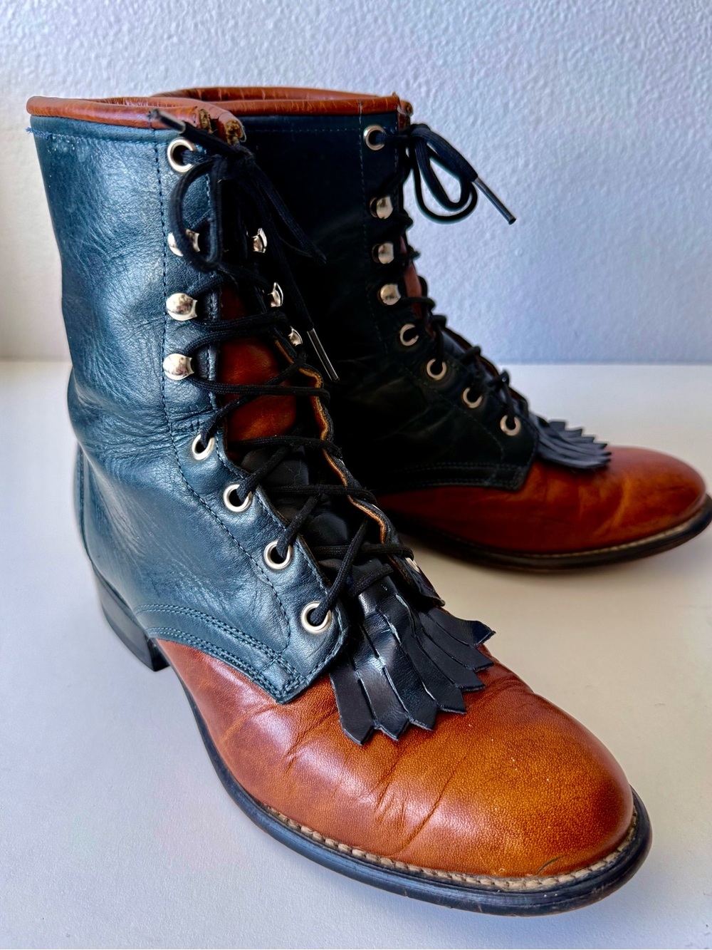 Vintage Laredo Two Tone Leather Western Kiltie Lacer Boots Mens 8.5 / Womens 10
